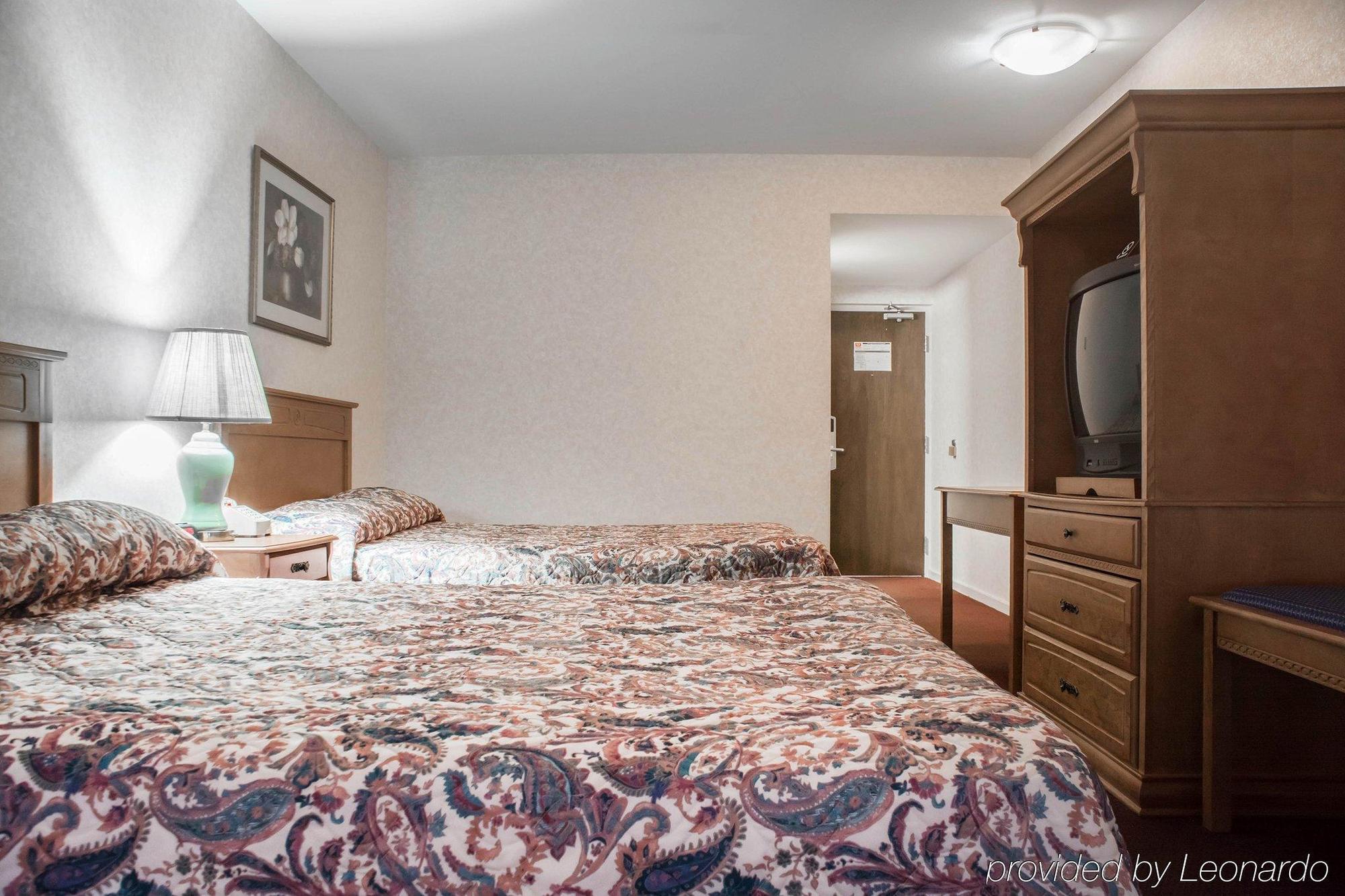 Econo Lodge By The Falls Niagara Falls Exterior photo